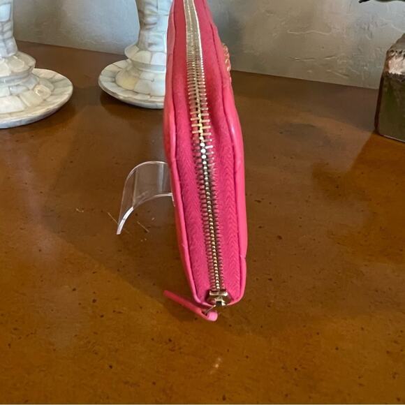CHANEL Lambskin Quilted 19 Long Zipped Around Wallet Pink RARE - Picture 10 of 12